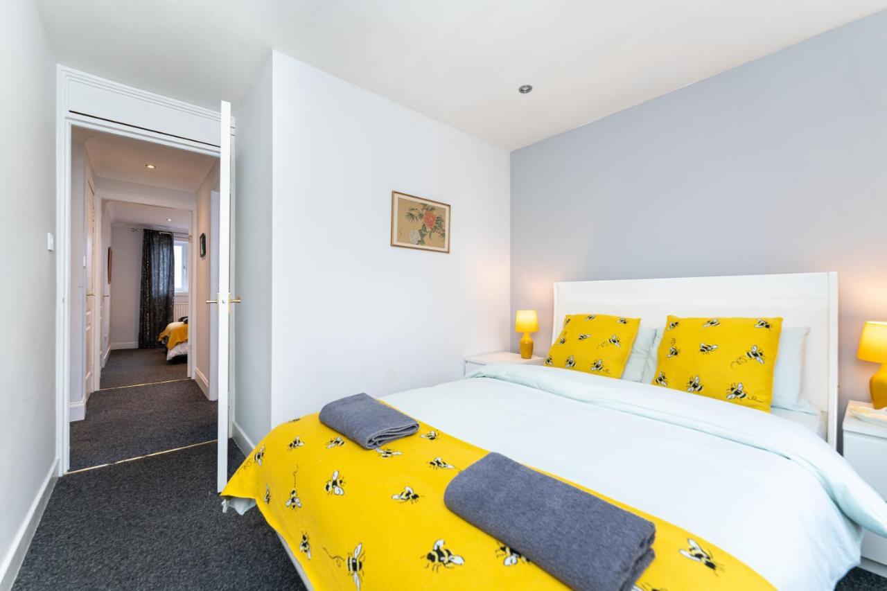 Lovely 3-Bedroom Flat With Free Parking Bridge of Allan Εξωτερικό φωτογραφία